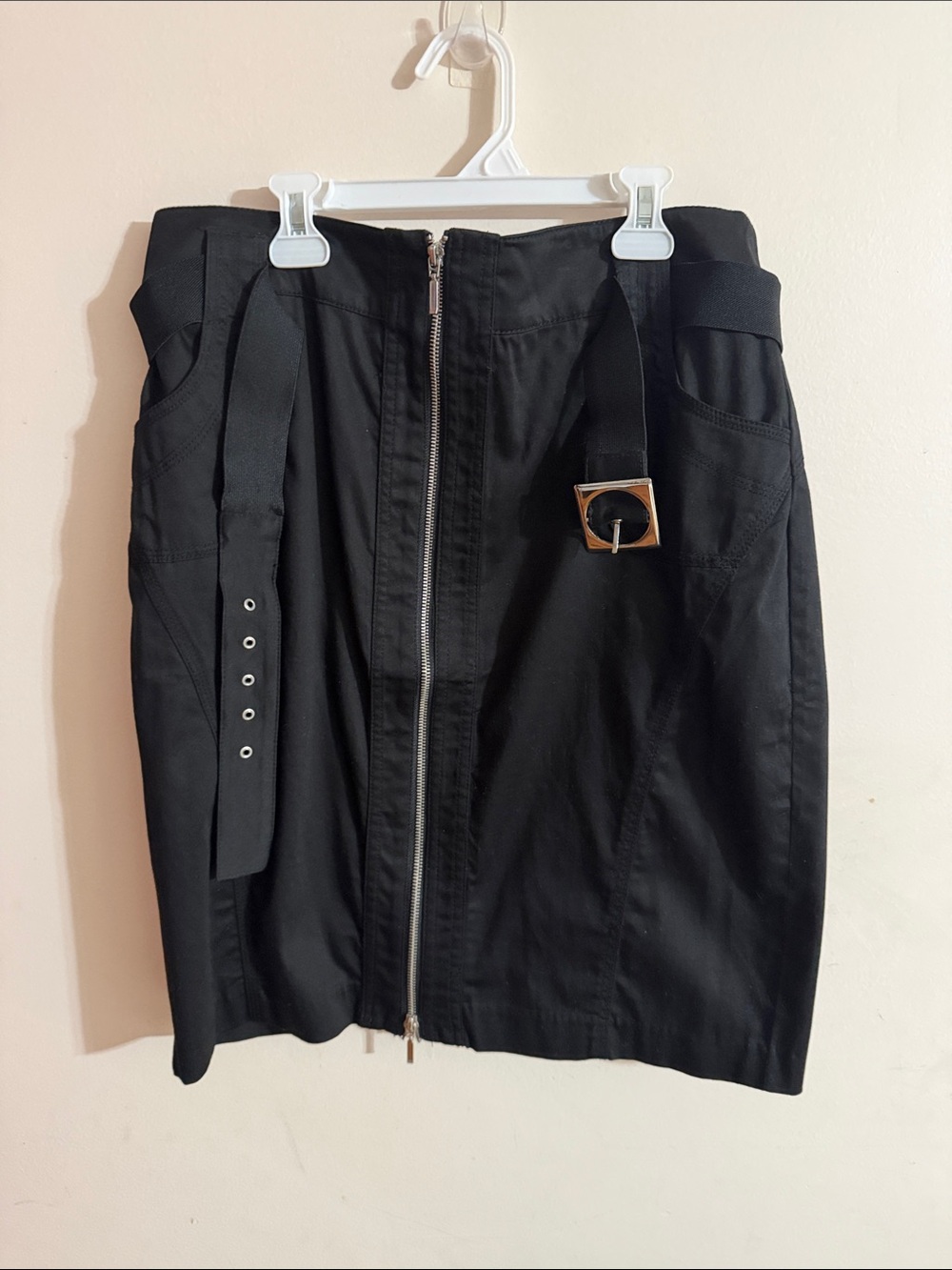 Dalia Collection Black High-Waist Zip & Belt Pencil Skirt